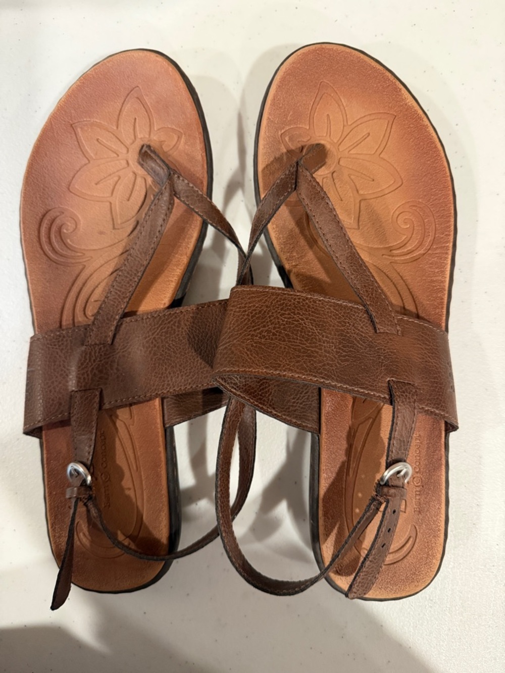 boc Brown Leather Cross-Strap Sandals
